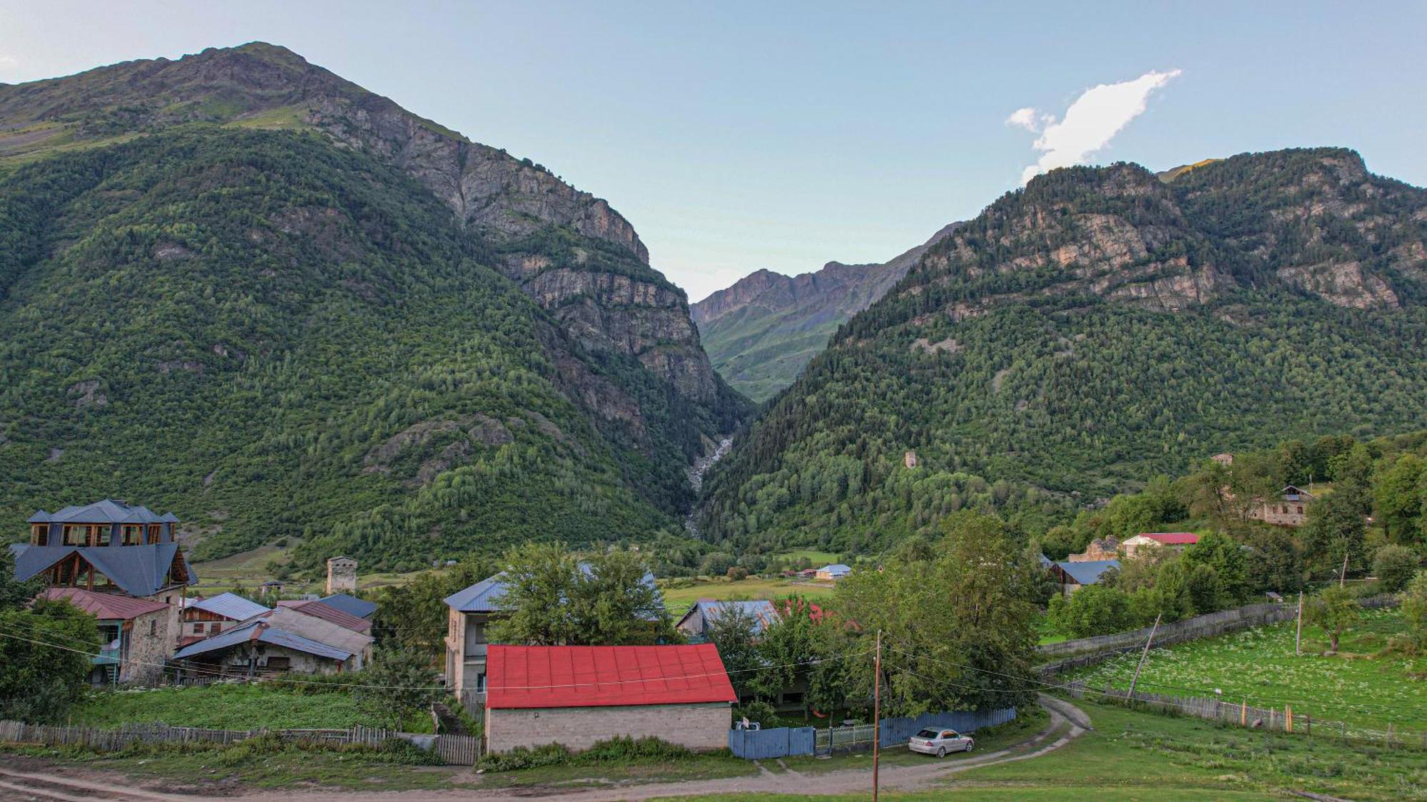 Givi Kakhiani'S Guesthouse Zhabeshi Exteriér fotografie