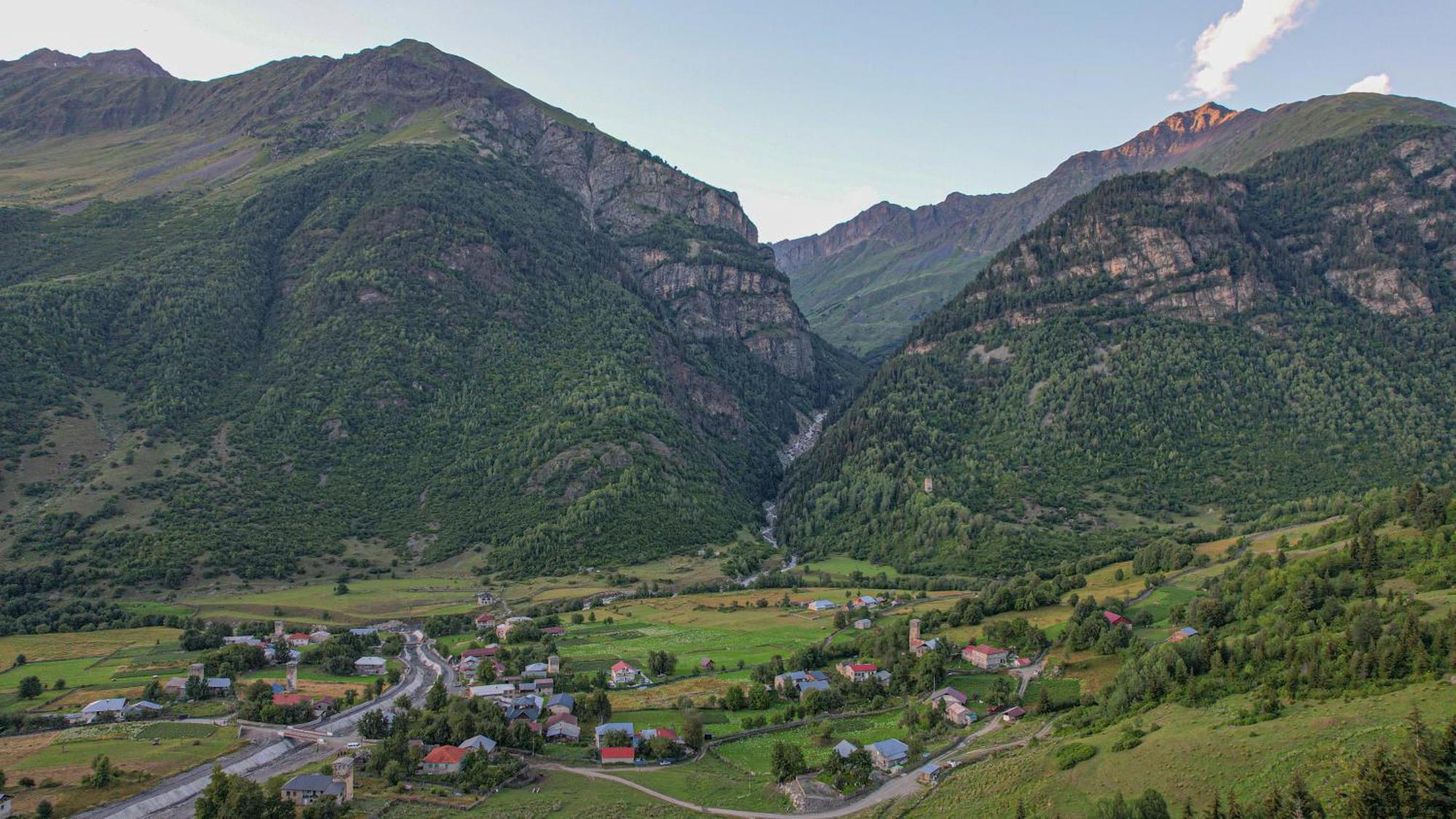 Givi Kakhiani'S Guesthouse Zhabeshi Exteriér fotografie